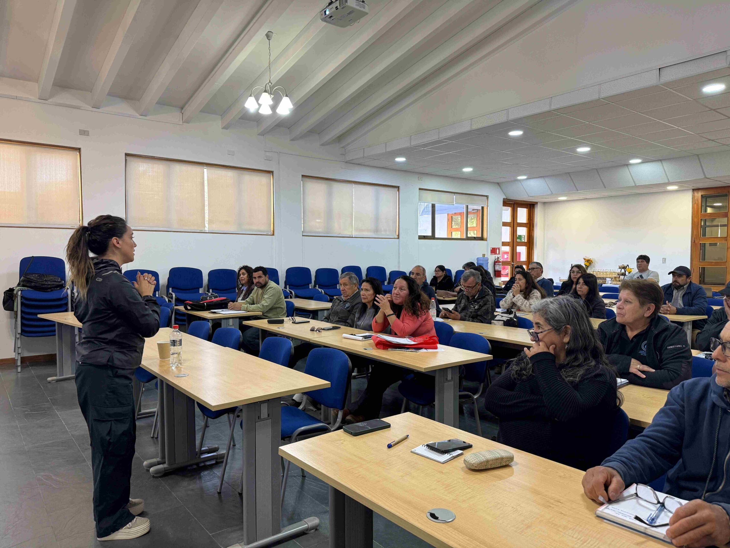 9 Charla Ley Karin